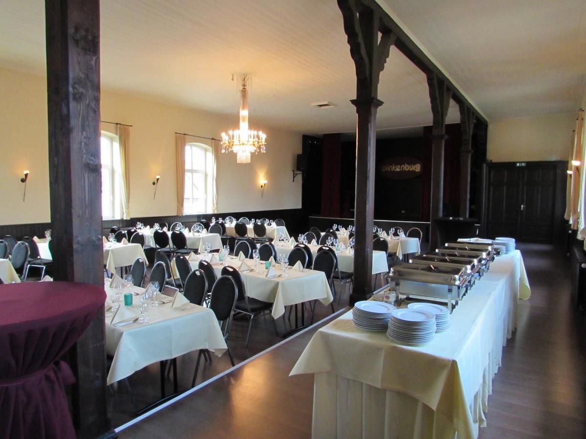 Hotel Und Restaurant Pinkenburg ヴェニッヒセン エクステリア 写真