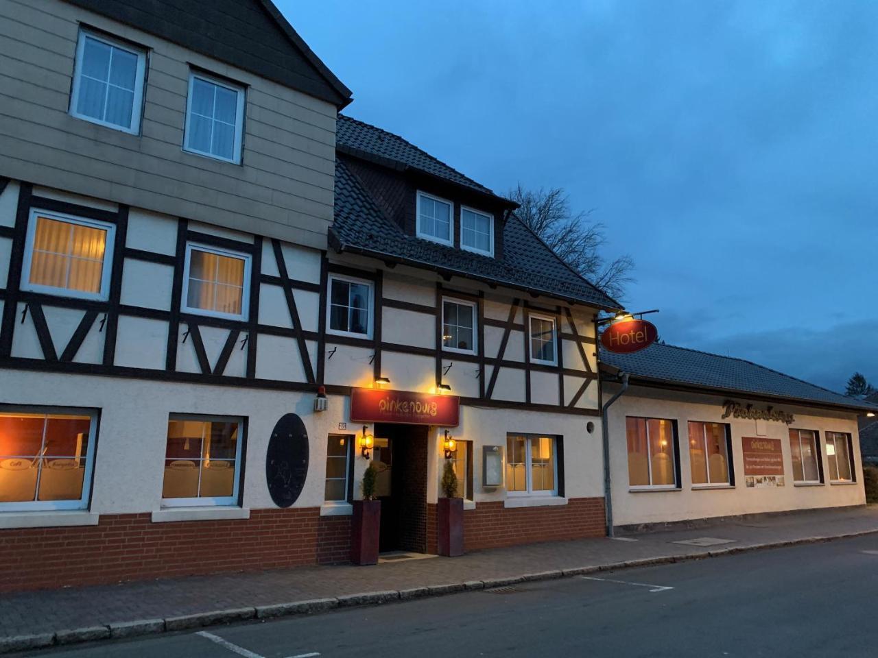 Hotel Und Restaurant Pinkenburg ヴェニッヒセン エクステリア 写真